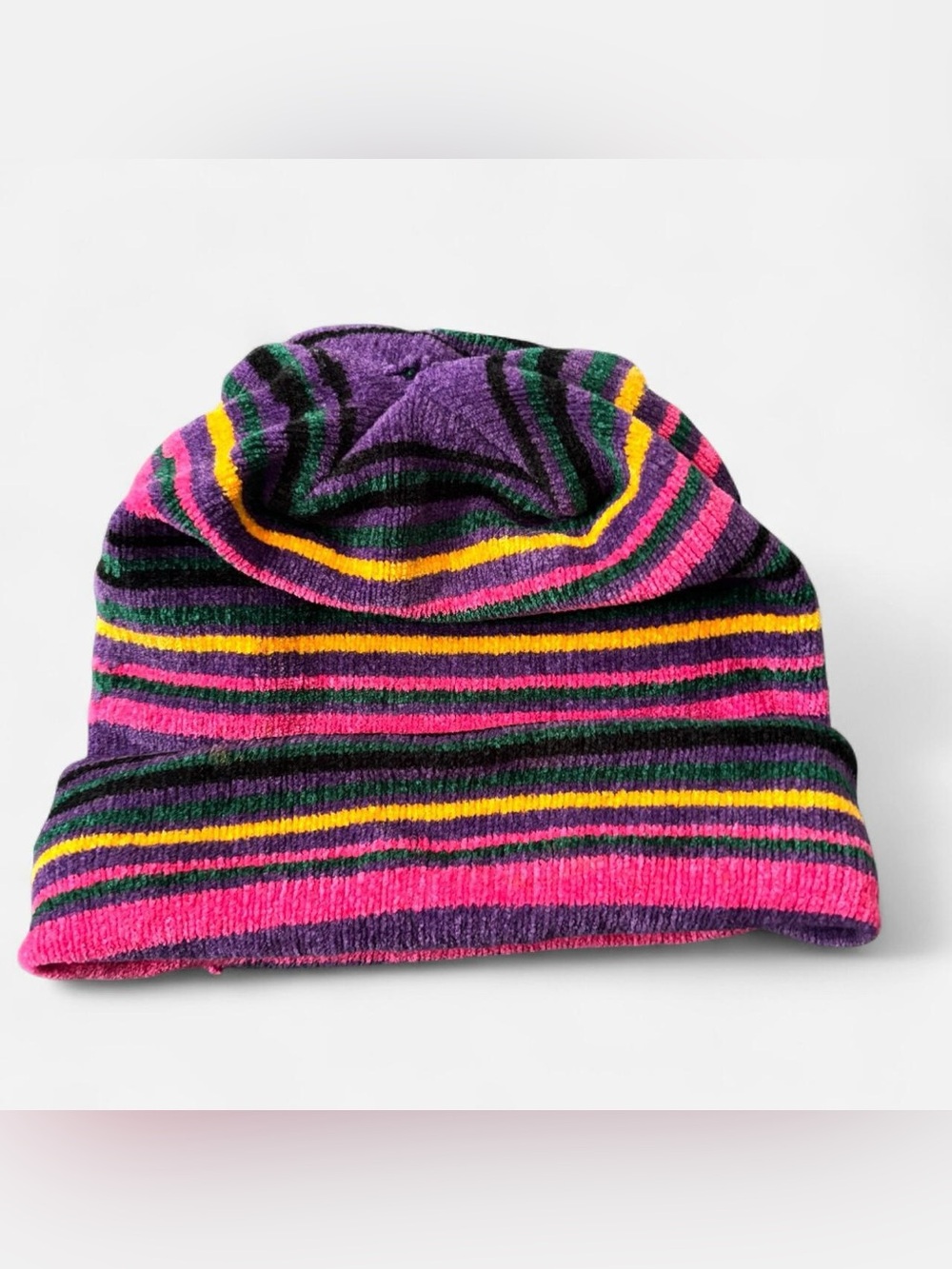 2000’s vintage colorful striped cozy chenille winter beanie hat